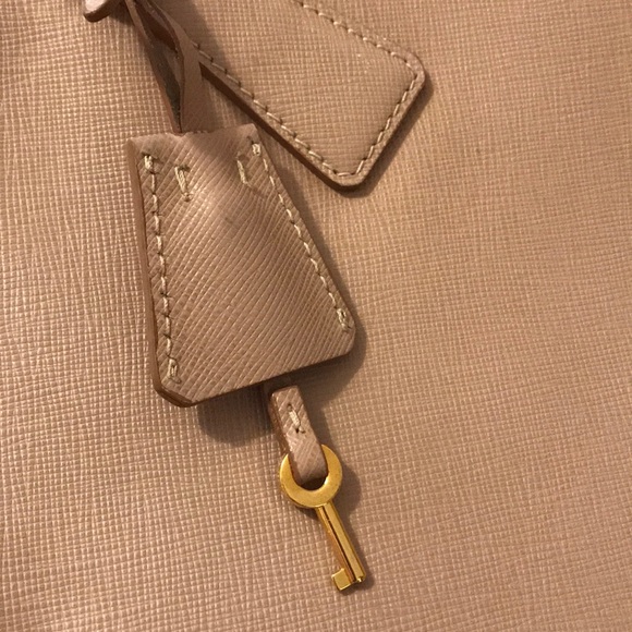 Prada Purse - Picture 7 of 7